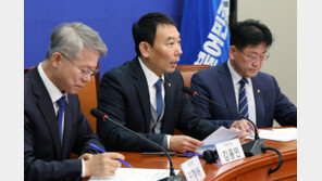 강경파는 ‘탄핵’ 지도부는 ‘무관심이 답’…민주, 한동훈 딜레마