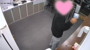 무인 라면 매장에 자릿값 내고 간 학생…주인 ‘감동’