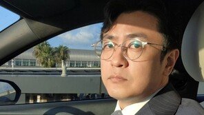 ‘박지윤 이혼’ 최동석 “강하고 담대하라, 두려워하지 말라” 또 의미심장 글