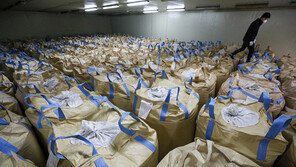 무너진 산지 쌀값 20만원…정부 “격리보단 재고부담 완화 방안 마련”