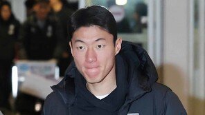 ‘불법촬영 혐의’ 피의자 전환된 황의조, 휴대전화 압수수색