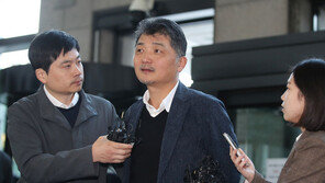 檢, ‘시세조종’ 김범수 연루 의혹 수사…카카오 압수수색