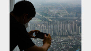 인기 단지도 ‘급랭’…한 달 전보다 호가 2억 내려도 매물 쌓인다
