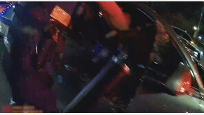 창원서 ‘만취 역주행’ 60대, 추격하던 경찰이 차량 창문깨자 멈춰