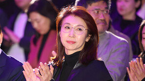 노소영 측 “최태원 1천억 넘게 써” vs 동거인 측 “허위사실”