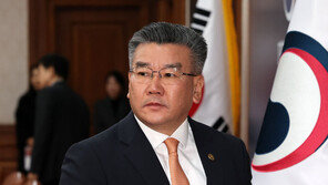 공수처, ‘표적감사 의혹’ 유병호 감사원 사무총장 주거지 등 압수수색