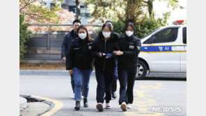 ‘필로폰 투약’ 여객기 문 개방 시도 20대女…묵묵부답