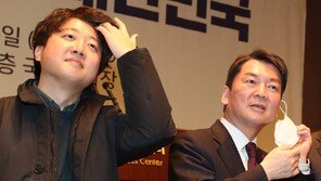 안철수 “이준석 신당 실패 확률 높아…몸값 올려주지 말라” 