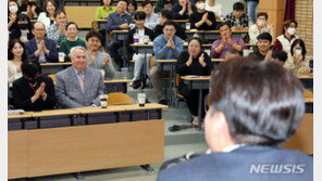 이준석계, 인요한 ‘이준석 도덕 없어’에 “K꼰대…완전히 선넘어”