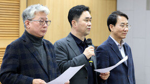 조응천 “팬덤 경험했는데…지도부, 대의원 권한축소 철회 못할 것”