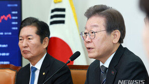 민주당 당무위서 ‘대의원제 축소’ 등 의결…계파갈등 재점화