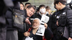 전장연 대표 “체포 과정 불법적” 인권위 진정…경찰 “미란다 원칙 고지” 반박