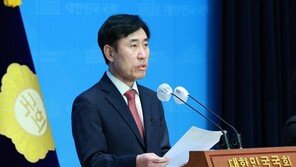 하태경 “지도부, 부산 던지고 서울 온 사람에 뒤통수 때려”