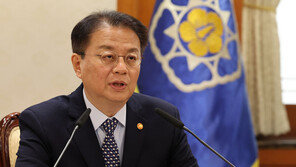 정부 “국가전산망 마비, 재난으로 명시…필요 예산도 확충”