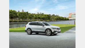 올해 팔린 폭스바겐 2대 중 1대는 ‘티구안’… “합리적 가격에 실용적” 