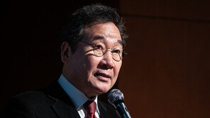 이낙연, 이재명 사퇴론 첫 언급 “당에서 결단해야…오래 기다렸다”