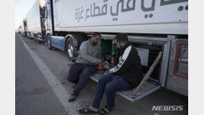 ‘휴전 만료 임박’ 이스라엘 전시내각 회의…美국무 현지 도착