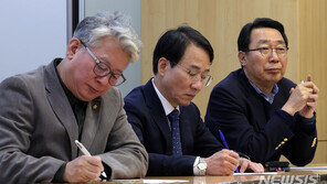 민주 비명계 연쇄 탈당, 이달 중순 ‘분수령’