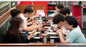 “오마카세 좋아요, 술 없이 1시간 컷”…요즘 Z세대 이런 회식 원한다