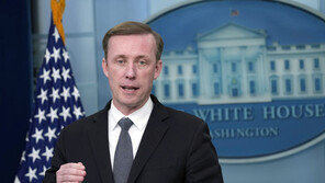 백악관 “휴전 중단, 하마스의 여성 인질 추가 석방 거부 때문”