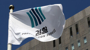 장기미제 ‘낙동강 움막 살인’ 13년만에 나타난 범인 친동생…징역 20년 구형