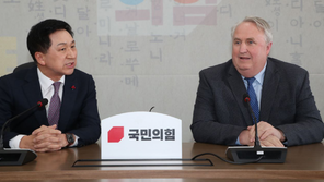 15분만에 끝난 김기현-인요한 회동…성과 없이 갈등 봉합만