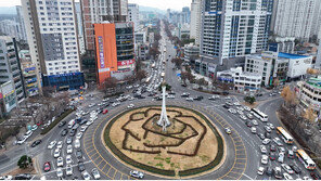 신호등 꺼져 경찰이 수신호… 울산 일대 대규모 정전