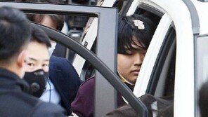 ‘징역 42년’ 확정 조주빈, 강제추행 2심도 징역 4개월 추가