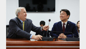 인요한 만난 안철수 “지도부, 혁신위 희생 요구에 답내놓을 차례”