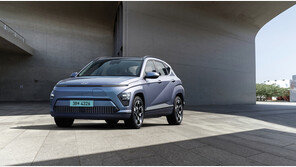 기대주 ‘코나EV’도 안먹힌다…“日 시장 10번 찍겠다”는 현대차