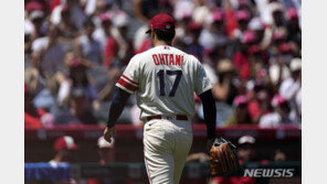 오타니, 다저스에서 등번호 17번 달듯…켈리가 양보