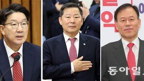 윤한홍 “세상이 시끌시끌”… 권성동 찾아 1시간 회동