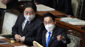 “日기시다, 신임 관방장관으로 하야시 前외무상 검토”