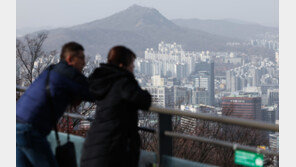 전국 아파트값 2년 연속 하락…서울은 3월 저점 찍고 7월 반등