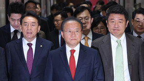 “수도권 판 바꿀 비대위원장 와야”…與, 비대위 전환에 ‘속도’