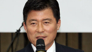 돼지머리에 5만 원 꽂았다가…與의원, 결국 불구속 송치