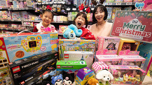 “푸짐한 성탄절 선물 저렴하게 준비하세요” 