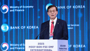 한은 총재 “CBDC 도입 논의 시급…미룰 수 없는 중요 과제”