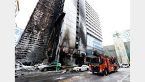 ‘화재로 54명 부상’ 인천 호텔, 오피스텔→객실 불법운영 정황