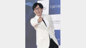‘2023년에도 1위’ 유재석, 12년 연속 올해의 방송인 선정…기안84 8위, 첫 톱10