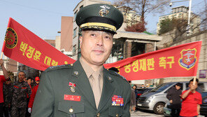 박정훈 대령 “군인으로서 명예 지키겠다”… 총선 출마설 일축