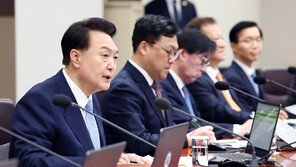 윤 대통령, 北 ICBM 발사에 “도발은 더 큰 고통으로 돌아올 것”