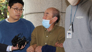 檢, 대통령실 앞 흉기난동 70대 남성에 징역 7년 구형