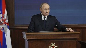 푸틴 “핵무기 업그레이드” 위협… 젤렌스키 “軍 50만 추가동원 제안 받아”