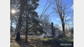 美 뉴잉글랜드 , 폭풍 홍수로 정전사태…성탄절 위험