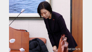 野 부산엑스포 유치실패 질타에 오영주 “큰 책임감…송구”