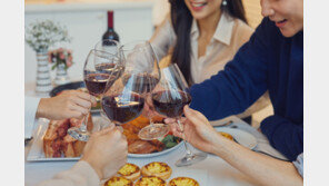 올 한 해 가장 후회되는 것은?…성인 39%가 ‘이것’ 꼽아