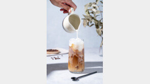 “일 미뤄 화나”…점장 마시던 커피에 락스 탄 카페 직원