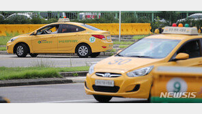 “정정 번거로워” 도로주행 실격자들 합격시킨 시험관, 2심도 집유