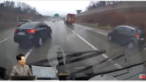 “뺑소니 포르쉐 찾는다”…빗길 사고 피하려다 탑차 박은 탁송기사